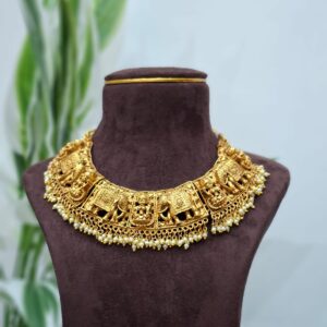 IBHA : Bridal tuskar with devi choker