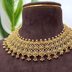 CHAMELI : Flower Designed Plain Full Gold Flexible Choker